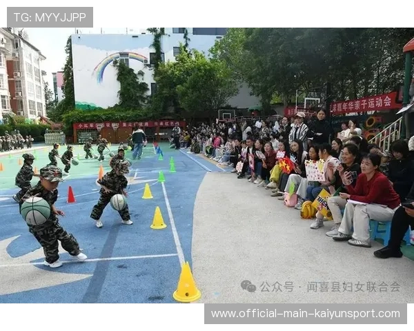 篮球运动在中国家庭教育理念中的融入方向，结合篮球运动的特点,论述如何体现它的教育功能